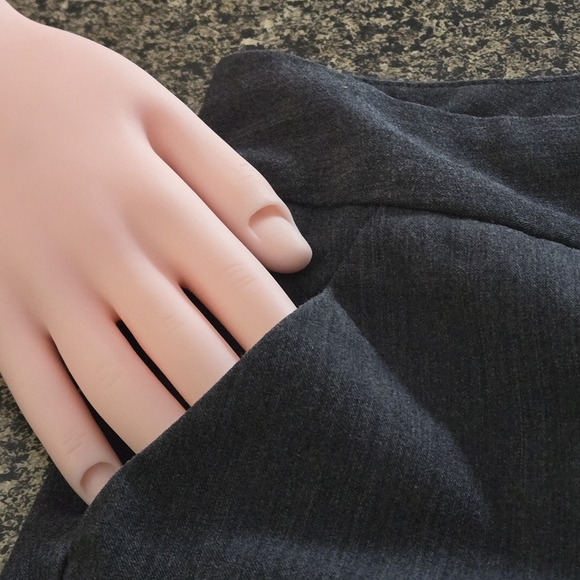 Daisy Fuentes Gray Flared Pants 4 Pockets Zip Button Closure Women size 2 (XS) - Picture 6 of 16